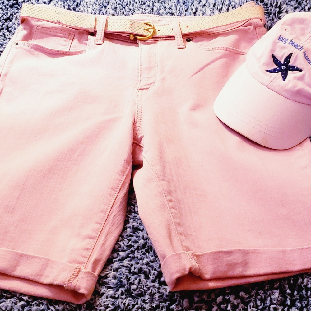 NWOT- Pretty Cuffed Cotton Candy Pink Shorts